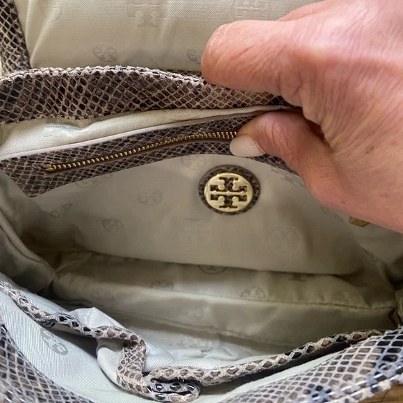 Authentic Tory Burch Python Print Leather Crossbody Handbag - Picture 9 of 16